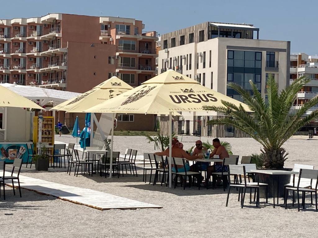 Beach Rooms Roberta Mamaia Room photo